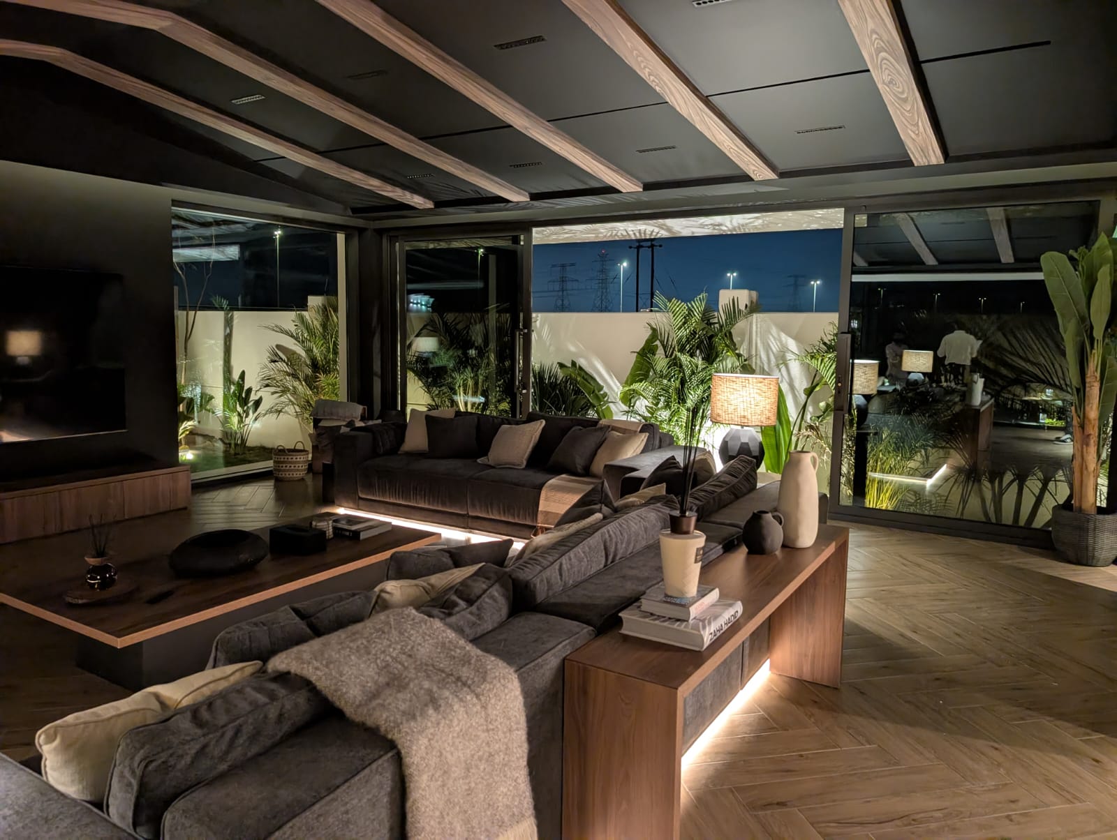 Interior night